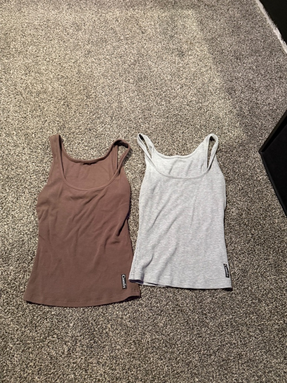 Comfrt Women's Ribbed Tank Top - Brown and Light Gray